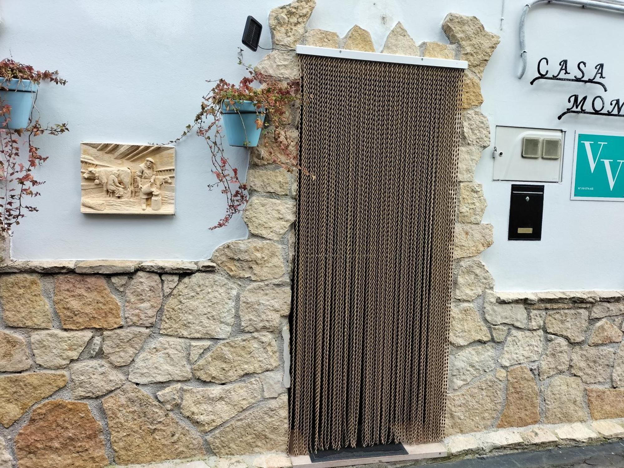 Апартаменти V.V Casa Mones Кангас-де-Оніс Екстер'єр фото