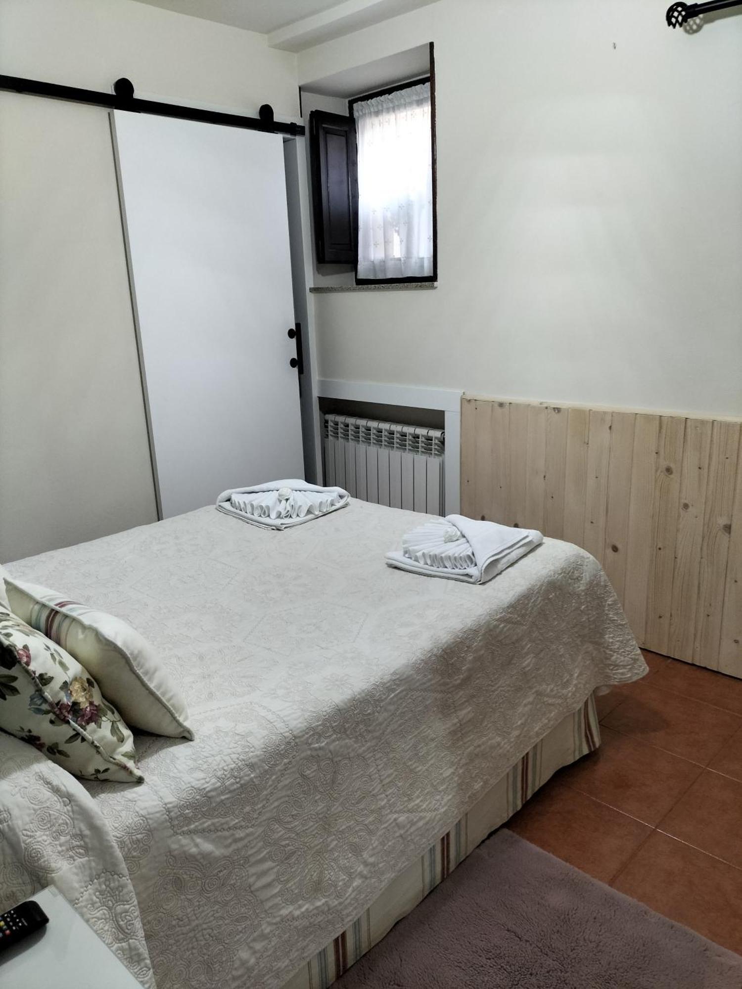 Апартаменти V.V Casa Mones Кангас-де-Оніс Екстер'єр фото
